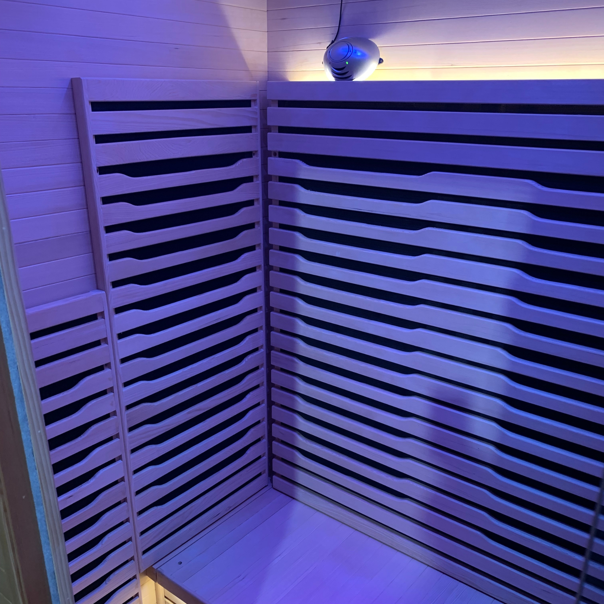 Blisspod | Helsinki | Full Spectrum Ultimate Indoor Sauna | Red Light | 2 Person