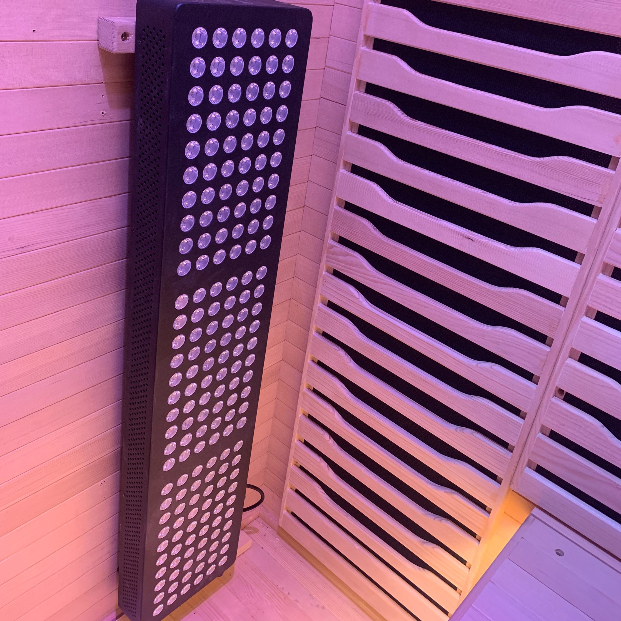 Blisspod | Helsinki | Full Spectrum Ultimate Indoor Sauna | Red Light | 2 Person